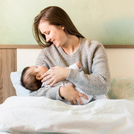 How to Keep Newborn Awake During Feeding
