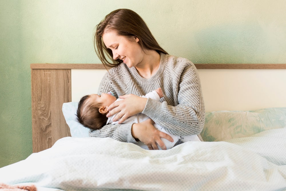 How to Keep Newborn Awake During Feeding