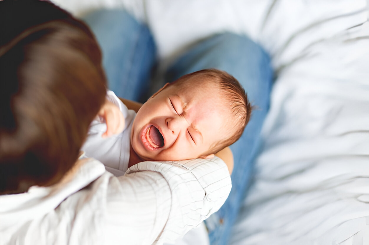 Why Does My Baby Cry While Eating