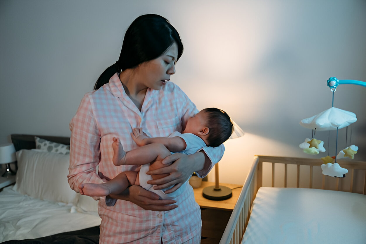 How to Soothe a Crying Baby at Night